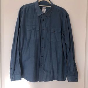 Patagonia button down size large